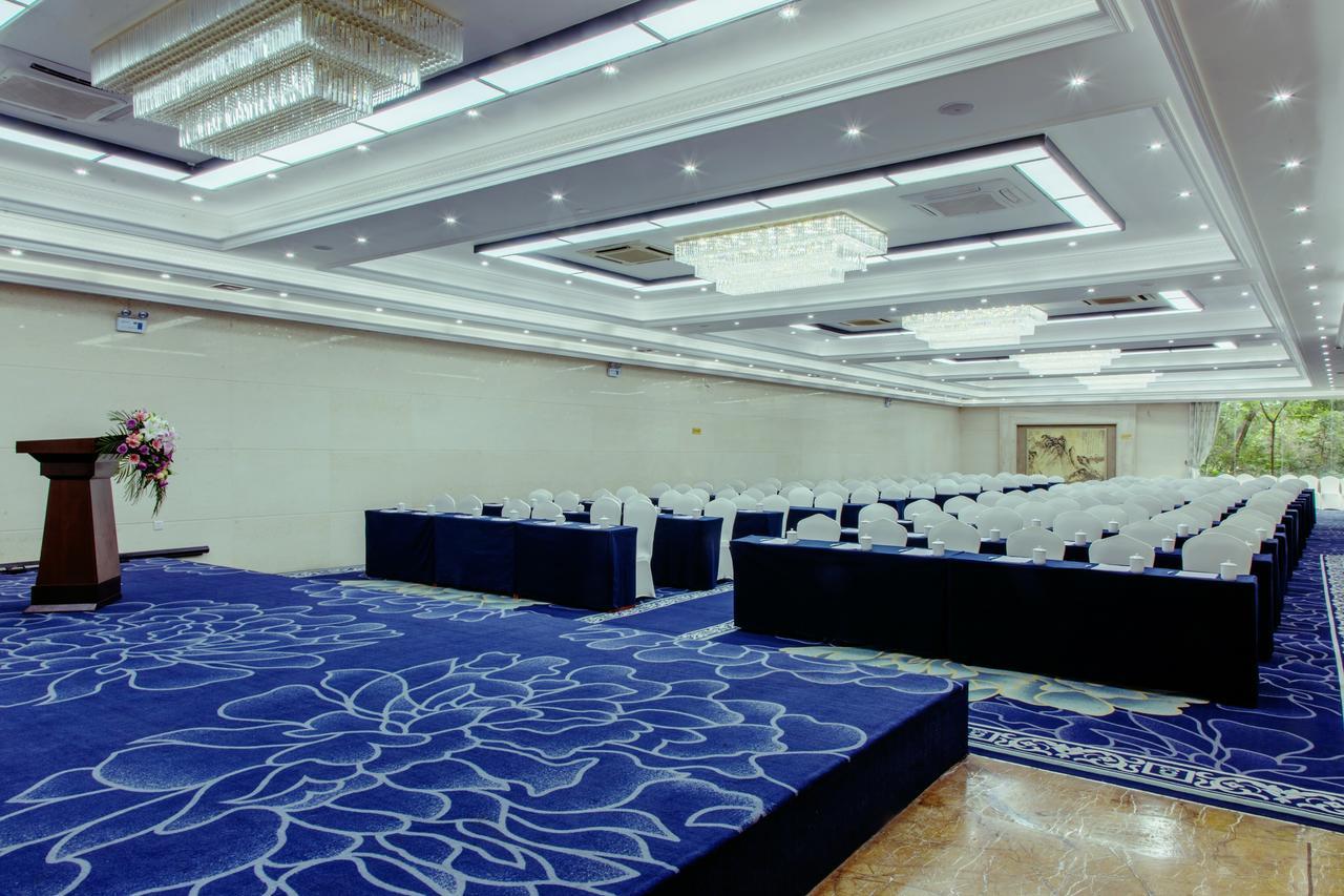 Grand Villa Hotel Guangzhou Bagian luar foto